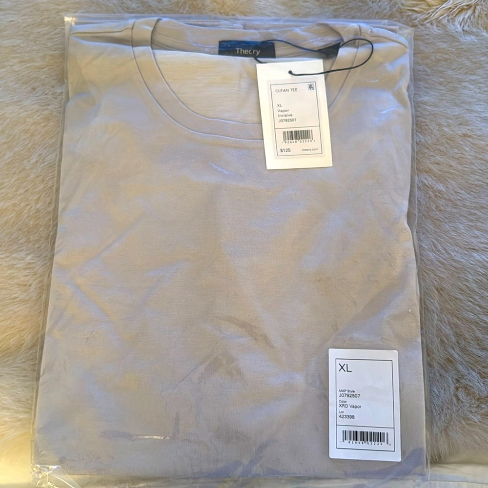 Men’s short sleeve polo top